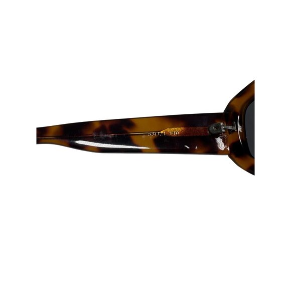 Vehla Indi Sunglasses in Tort/Smoke main image 8